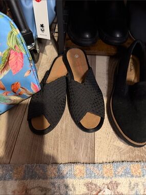 black slides